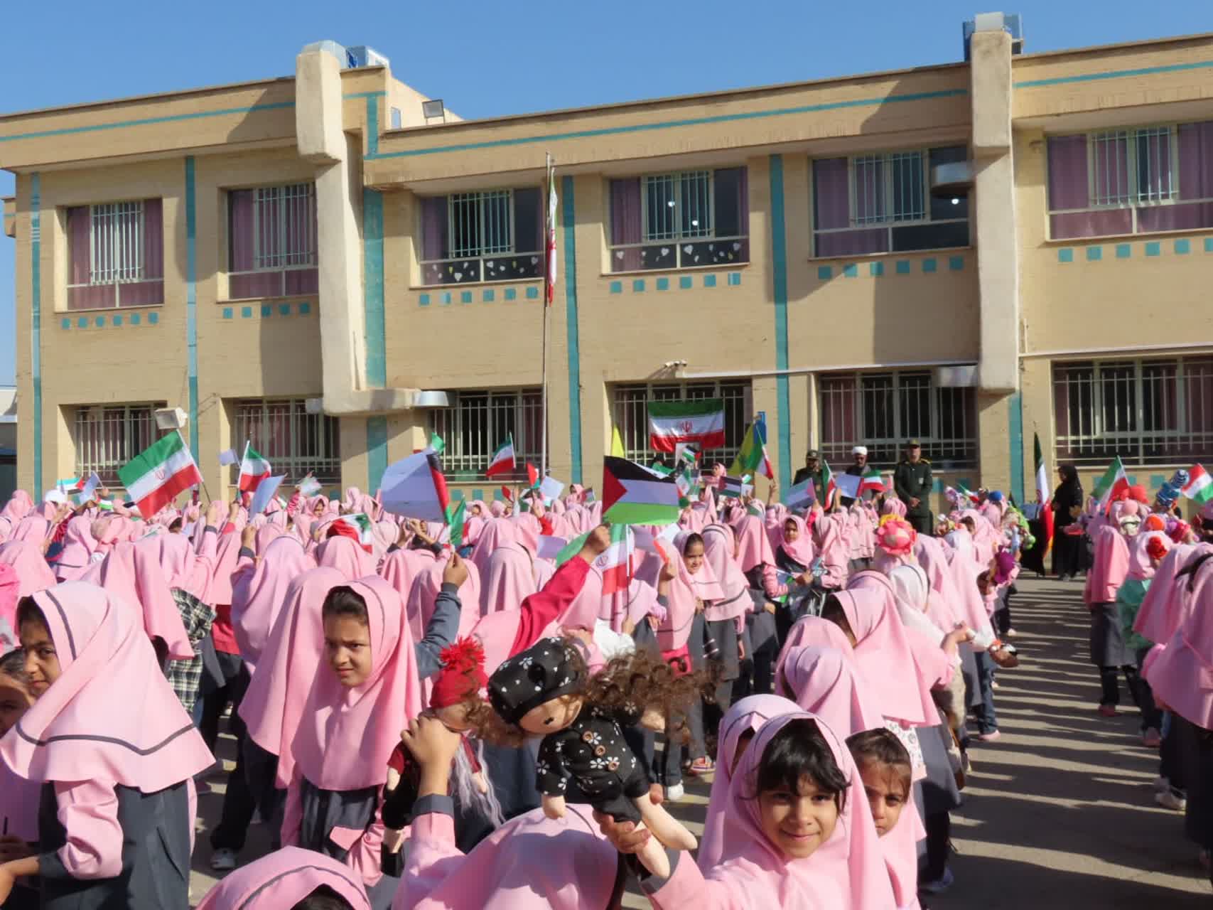 اعلام همبستگی و همدردی دانش آموزان بهارستانی با کودکان و نوجوانان فلسطینی 