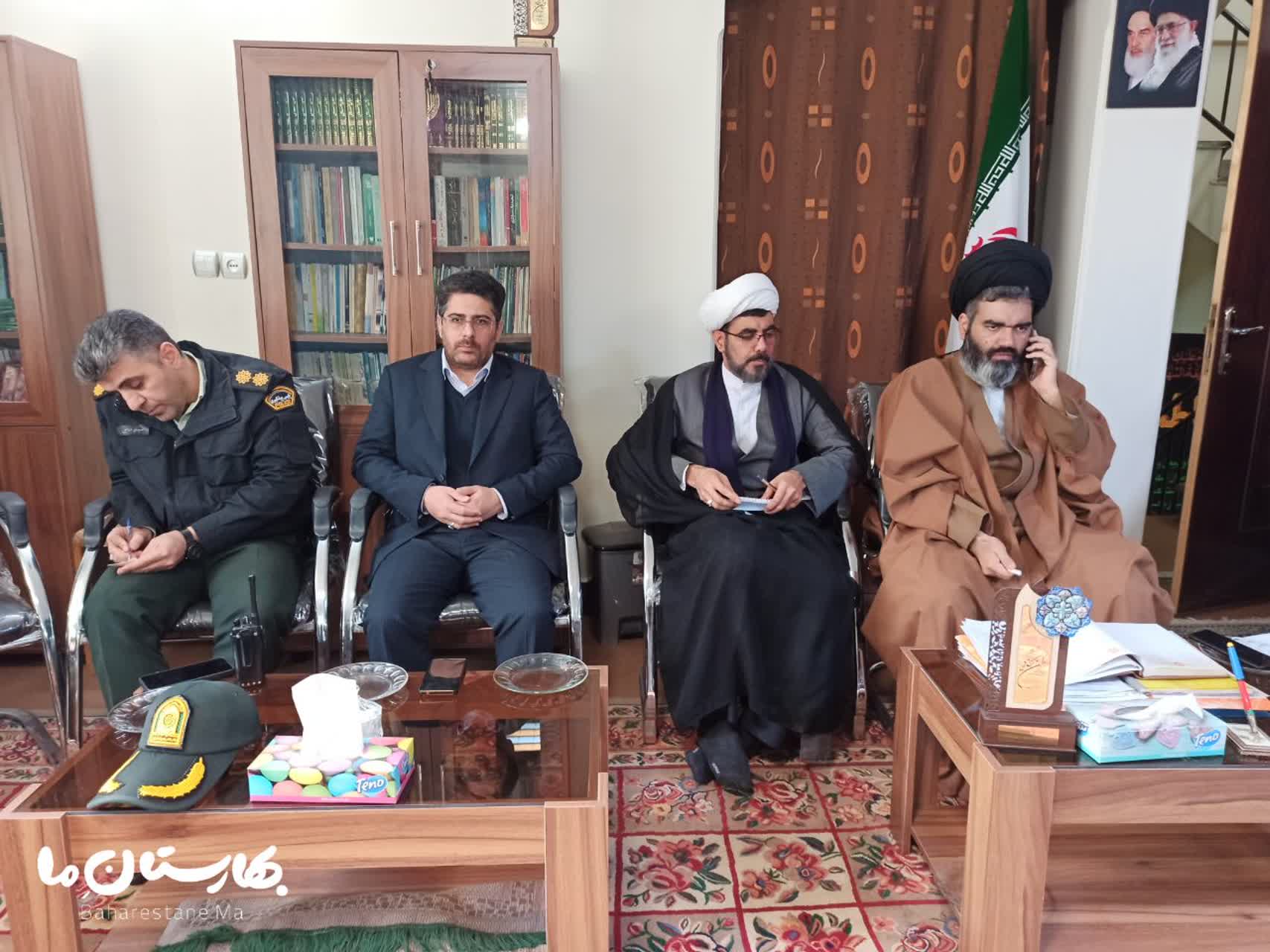 جلسه شورای فرهنگ عمومی شهر بهارستان برگزار شد