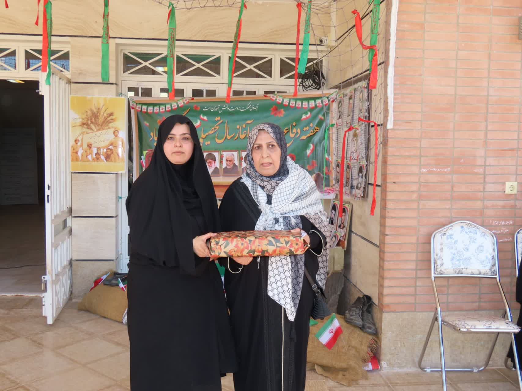 زنگ مهر و مقاومت در مدرسه حجاب