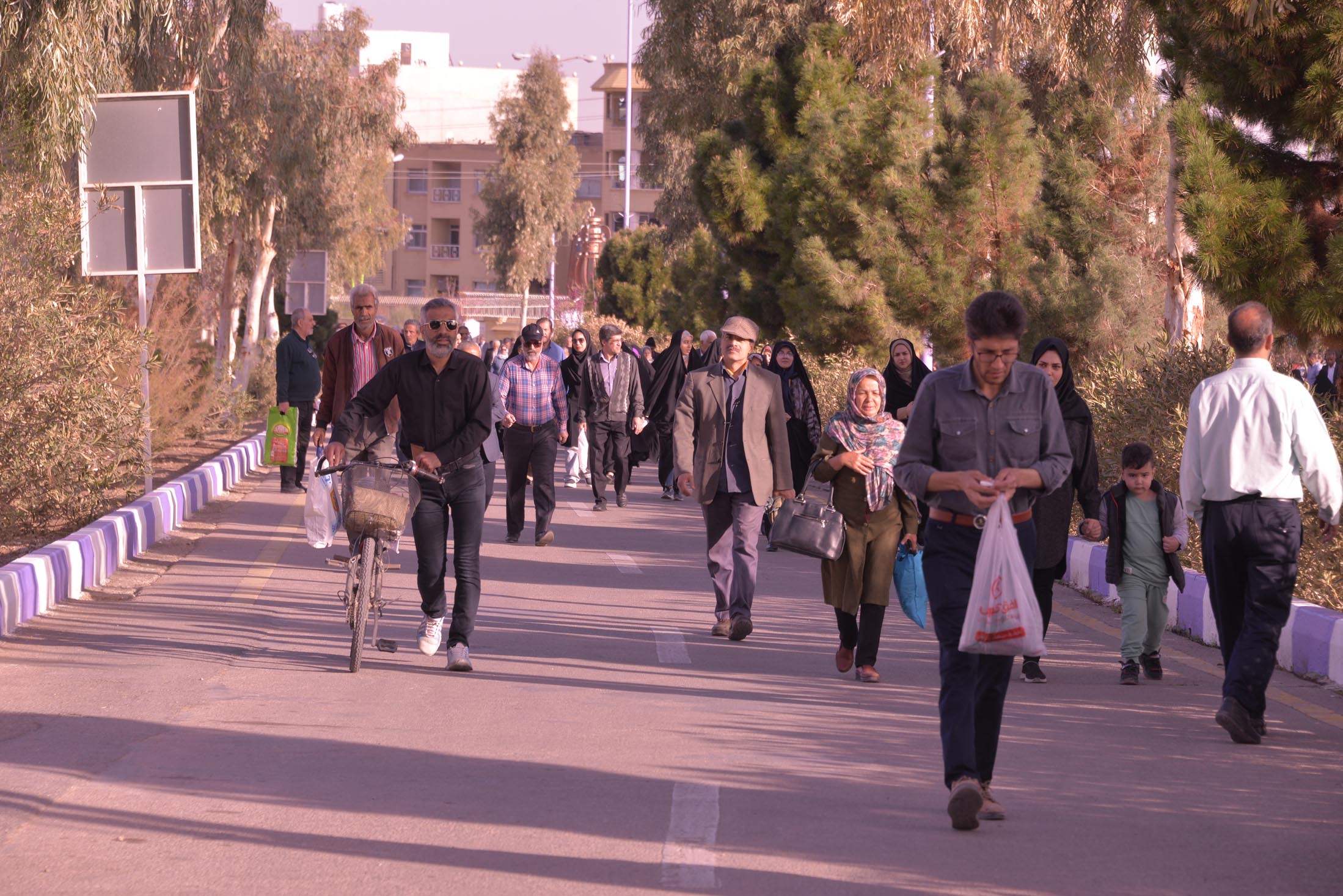 نماز عید فطر شهر بهارستان 