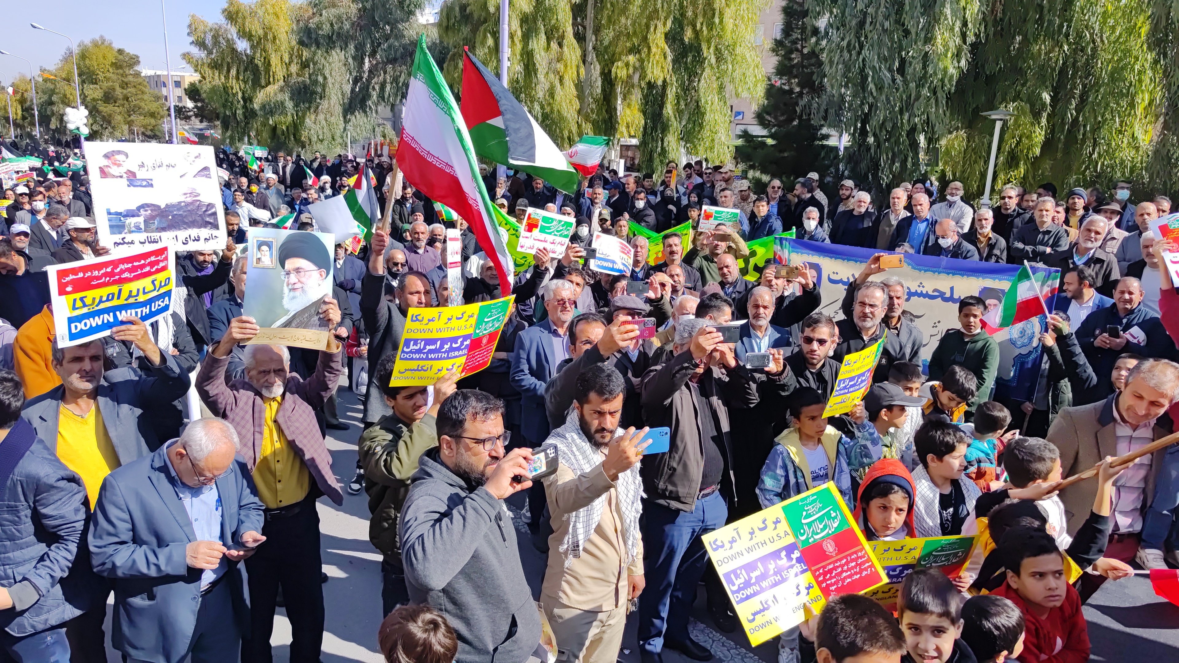 تصاویر راهپیمایی ۲۲ بهمن ماه سال ۱۴۰۲