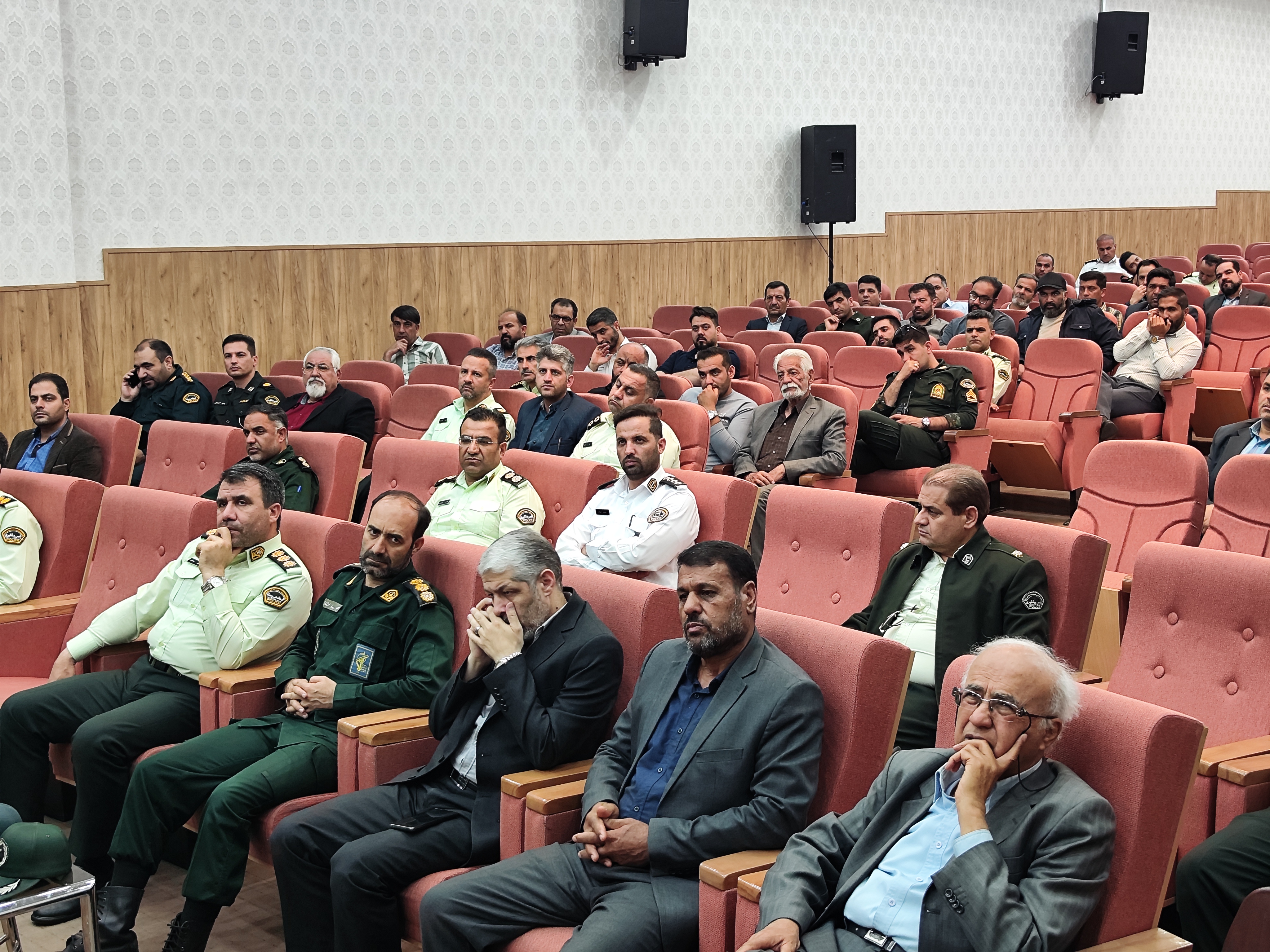 مراسم تکریم و معارفه ریاست کلانتری ۲۲ شهر بهارستان 
